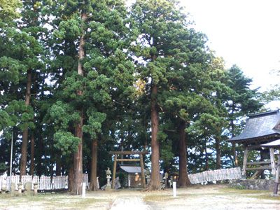 旧鳥居