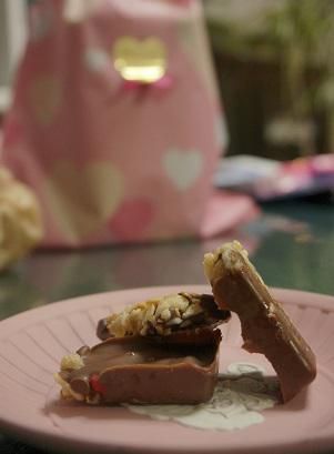 フルーツグラノーラチョコレート
