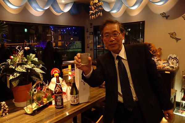 謹賀新年　♪正月に乾杯♪