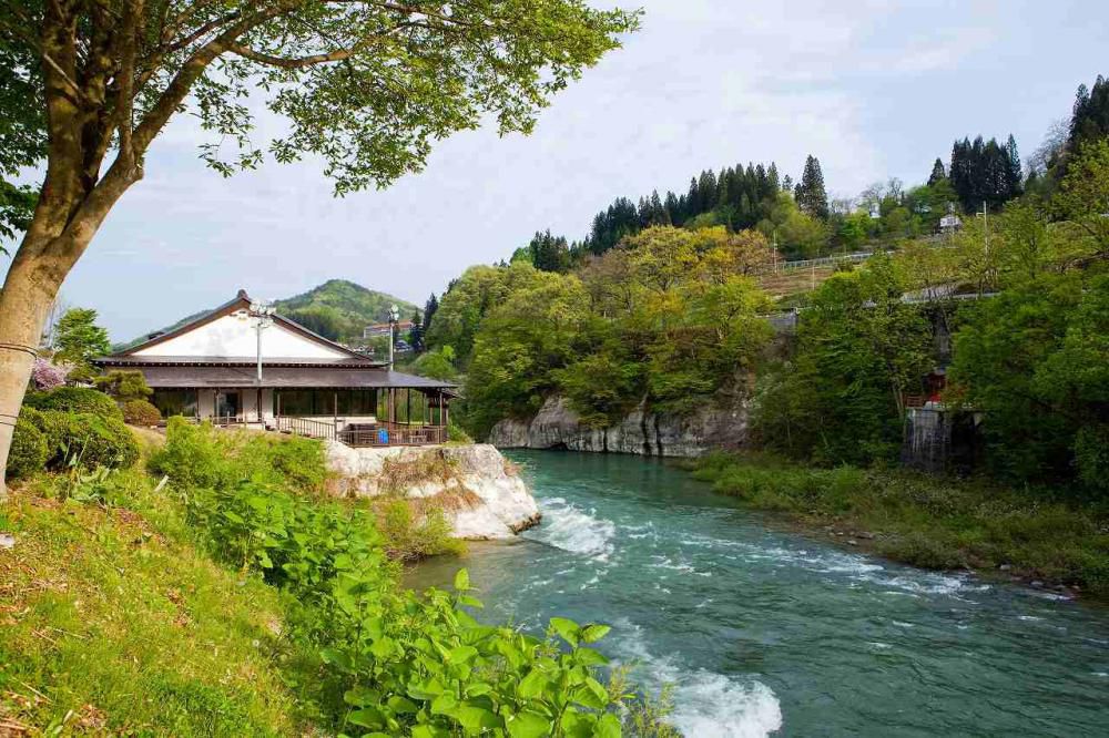 清流庭園・山菜料理　玉貴