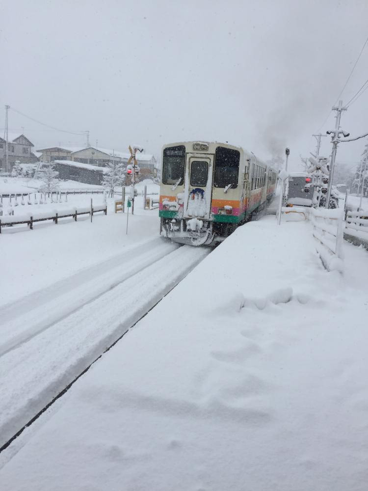 雪。