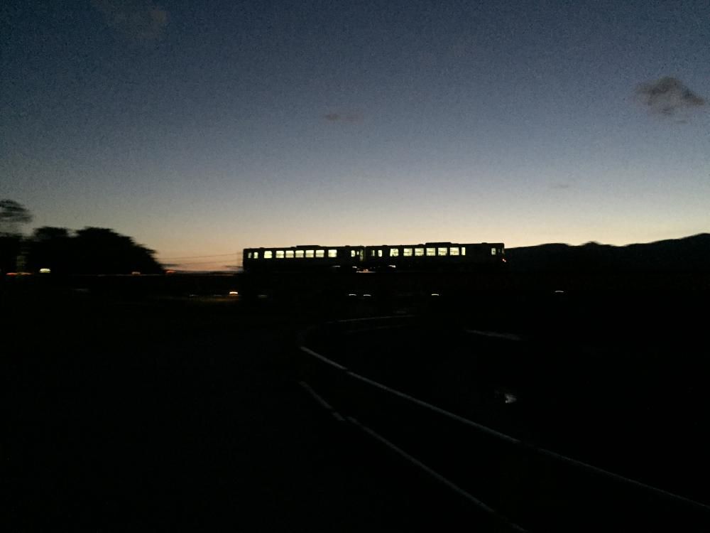 夕暮れ。