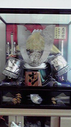 かぶれる兜