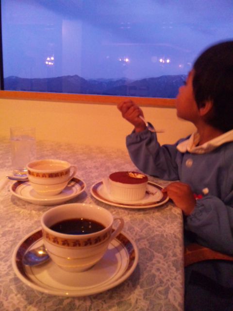 夕方コーヒー&ティラミス