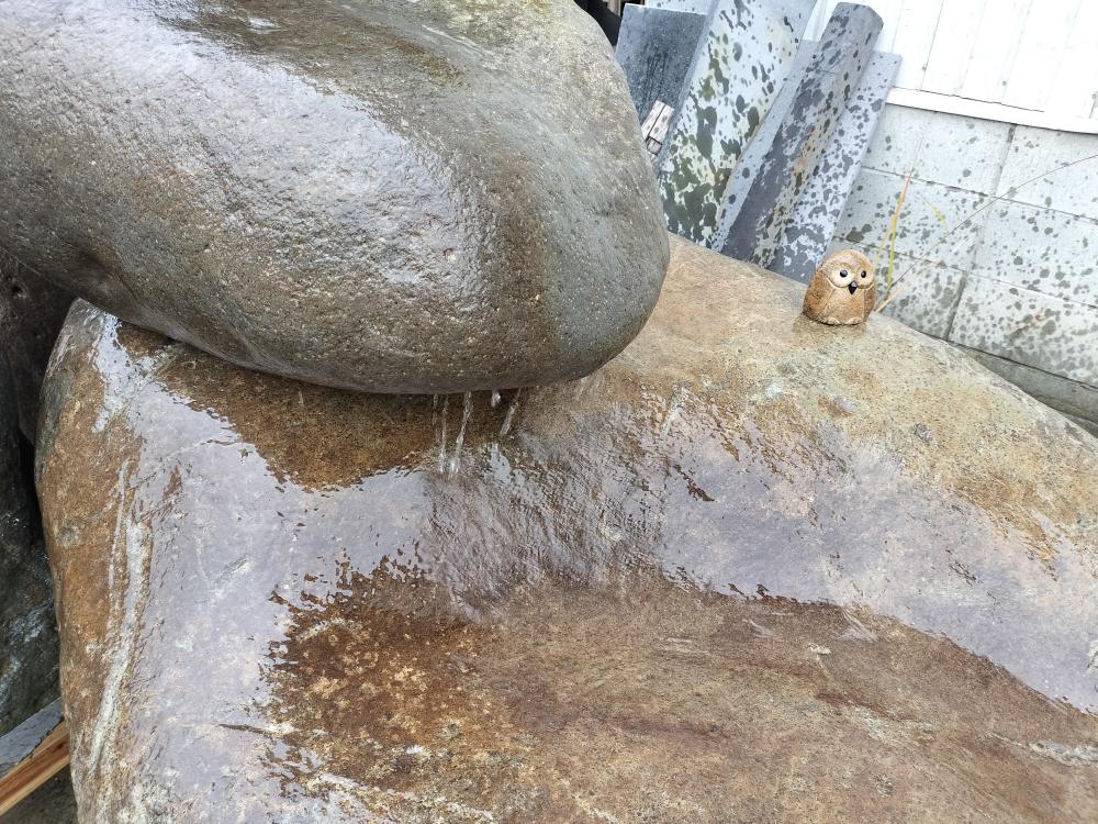 安山の滝｜蔵王の天然石